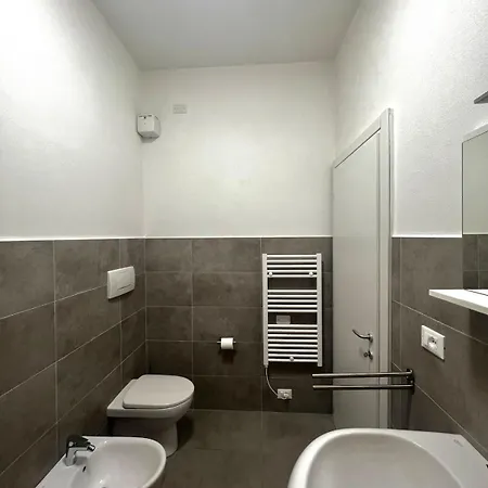 15 Minuti Santa Margherita ,bilocale Ristrutturato Con Terrazzo Vista Mare * Lavagna