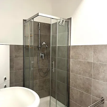 15 Minuti Santa Margherita ,bilocale Ristrutturato Con Terrazzo Vista Mare Apartment *